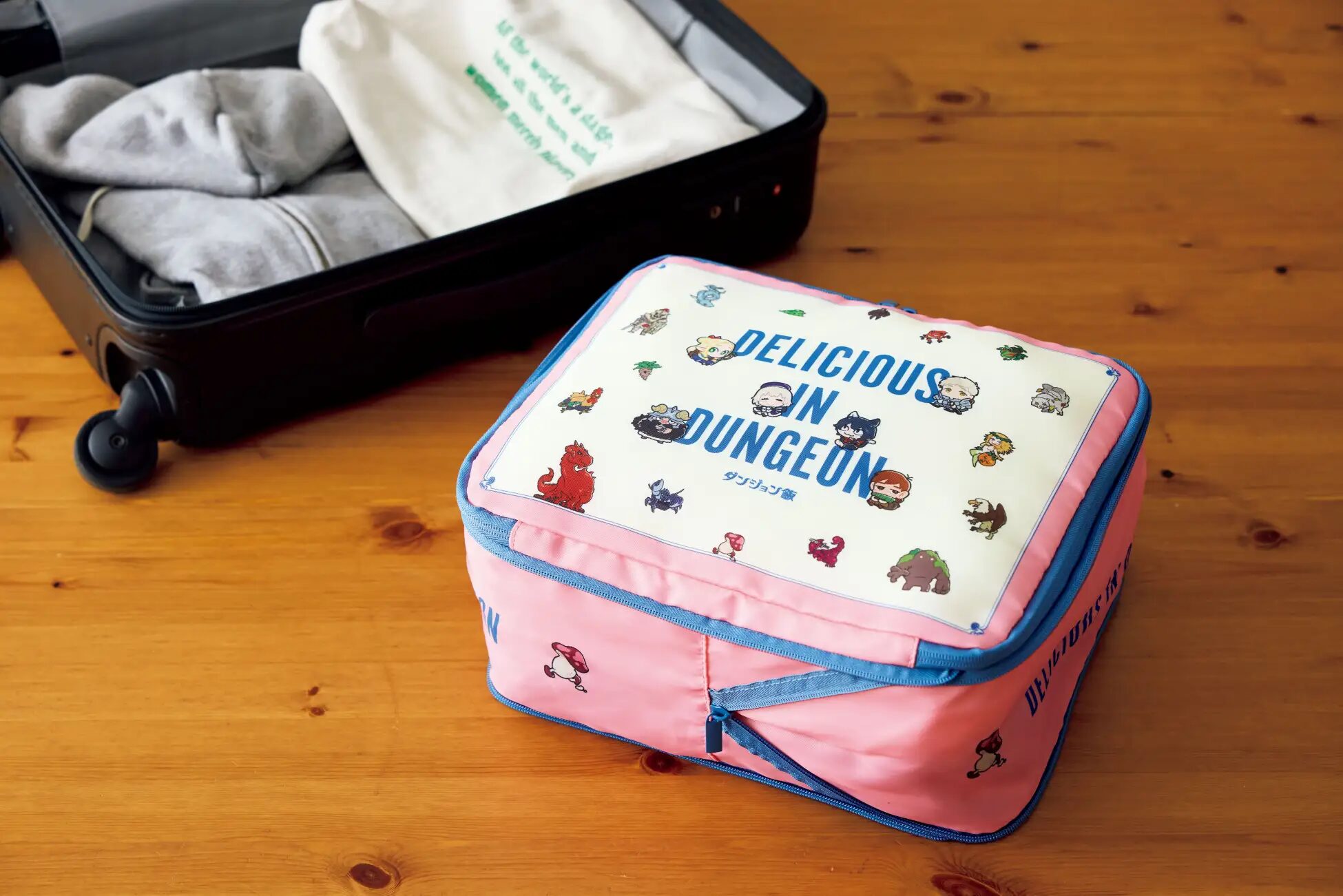 『ダンジョン飯』×レタスクラブ　2026年3月増刊号の特別付録は「ダンジョン飯オリジナル圧縮収納ポーチ」！
